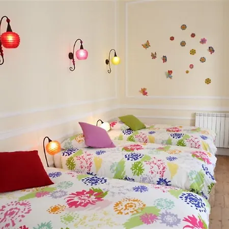 Splendid 5 Bedroom In * Лиссабон