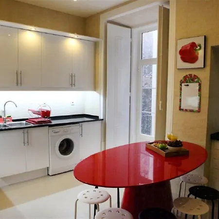Апартаменты Splendid 5 Bedroom In