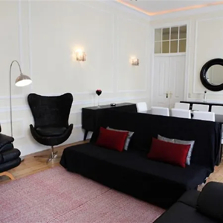 Апартаменты Splendid 5 Bedroom In
