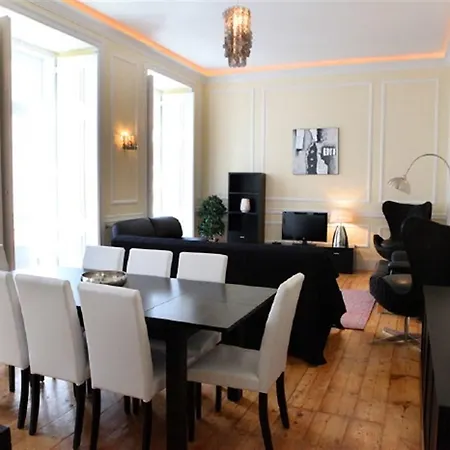 Splendid 5 Bedroom In 리스본